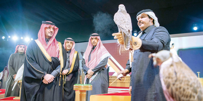 وزير الداخلية يرعى الحفل الختامي لمهرجان الملك عبد العزيز للصقور 