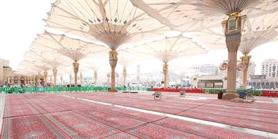 4 آلاف سجادة تم فرشها في ساحات المسجد النبوي 
