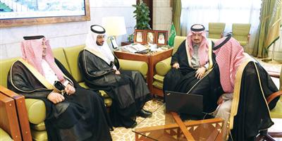 الأمير فيصل بن بندر يطلع على استعدادات تنظيم ملتقى «بيبان الرياض» 