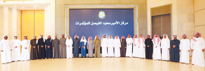  صورة جماعية للمشاركين