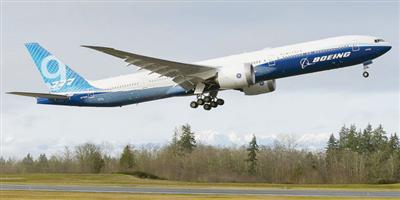 طائرة بوينج الجديدة (777 إكس) تكمل رحلتها الأولى بنجاح 