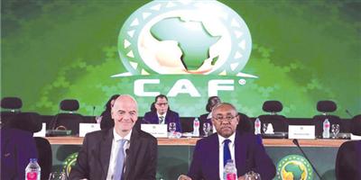 نيويورك تايمز تكشف مخالفات جديدة للاتحاد الإفريقي لكرة القدم 