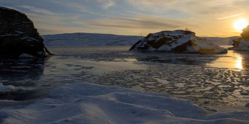حمّام الجليد.. رحلة البحث عن الصفاء في ايسلندا 