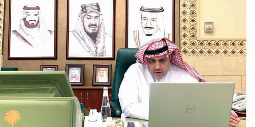 وكيل إمارة الرياض يرأس اجتماعًا للجنة الطوارئ في المنطقة 
