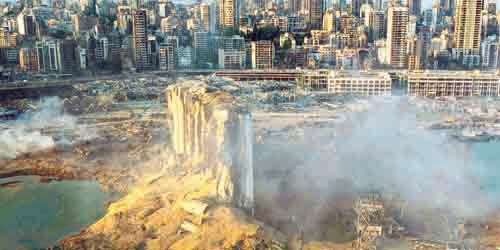 ارتفاع حصيلة ضحايا انفجار مرفأ بيروت إلى 137 قتيلاً و5 آلاف جريح 