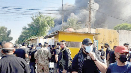 مليشيات الحشد الشعبي تحرق مقراً حزبياً كردياً في بغداد 