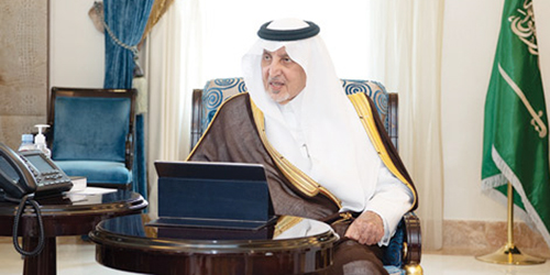  الأمير خالد الفيصل خلال تدشين الخارطة الحرارية
