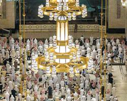 120 ألف وحدة إنارة تشع بأضوائها في أرجاء المسجد الحرام 