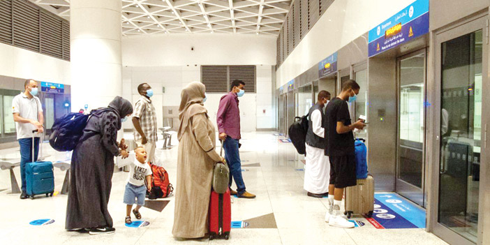  مطار الملك عبد العزيز يشهد انطلاق الرحلات الدولية