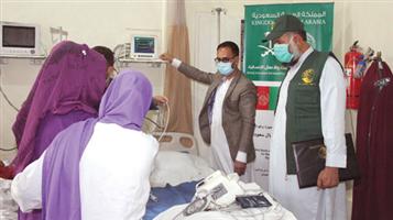 تسليم مساعدات طبية متنوعة لمستشفى رابعة بلخي بأفغانستان 