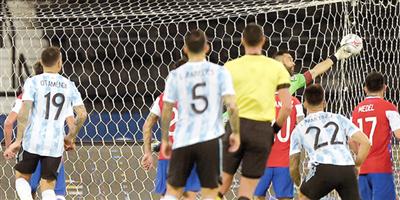 هدف ميسي الرائع ليس كافياً لفوز الأرجنتين على تشيلي 