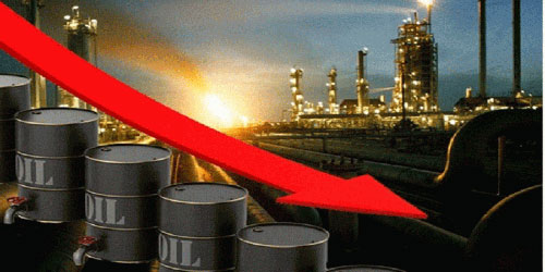 أسعار النفط تتراجع مع زيادة الإصابات بكوفيد - 19 