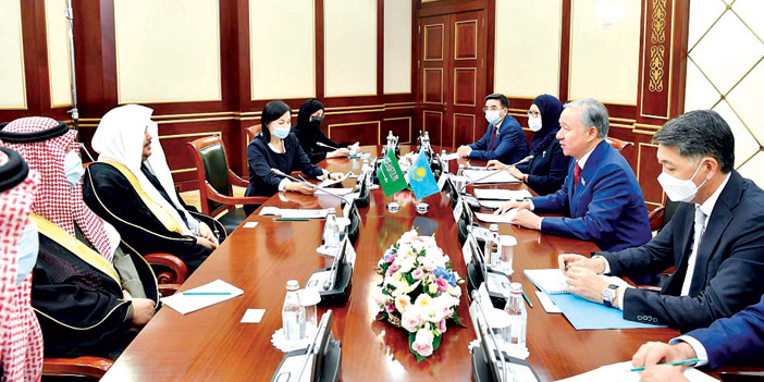 آل الشيخ بحث مع رئيس مجلس النواب الكازاخستاني تعزيز العلاقات البرلمانية 