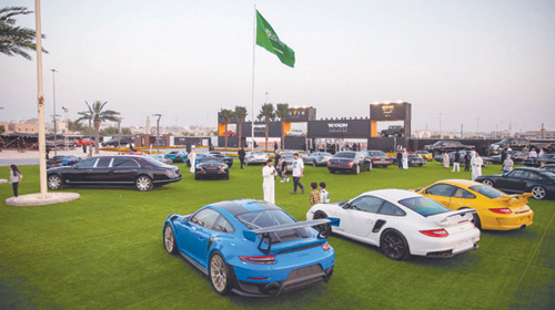 أكثر من 120 مليون ريال مبيعات «معرض الرياض للسيارات» 