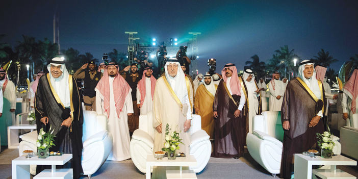 الأمير خالد الفيصل يُكرم الفائزين بجائزة الأمير عبدالله الفيصل للشعر العربي 