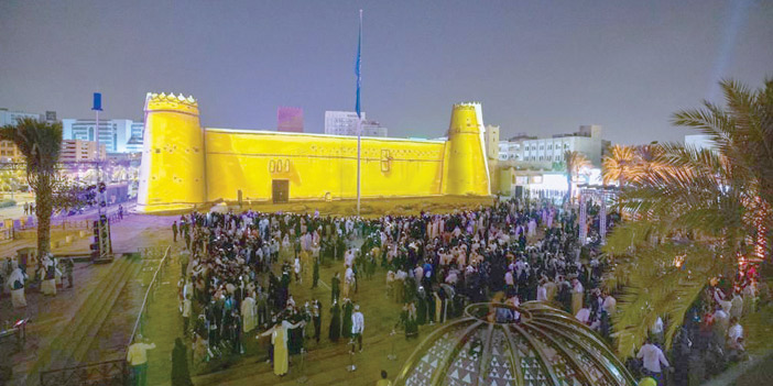 مسرح المصمك يعود بزوار «نبض الرياض» لأجواء المدن القديمة 