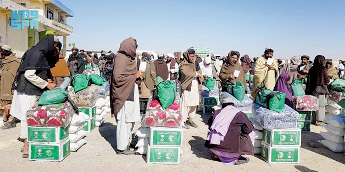مركز الملك سلمان للإغاثة يواصل توزيع المساعدات الغذائية والإيوائية للأسر الأكثر احتياجًا في أفغانستان 