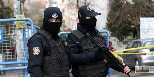 تركيا.. القبض على 145 شخصاً للاشتباه في صلتهم بمسلحين أكراد 