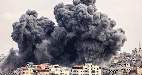 طائرات الاحتلال تواصل قصفها.. ونزوح 187 ألف فلسطيني لمراكز الإيواء 