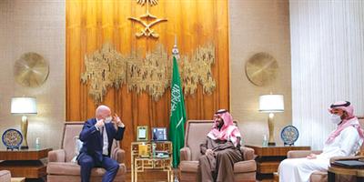 اهتمام ودعم ولي العهد لملف ترشح السعودية لتنظيم المونديال وراء ثقة فيفا والاتحادات 