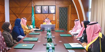 الأمير سعود بن نايف يلتقي مشرف فرع وزارة الطاقة 