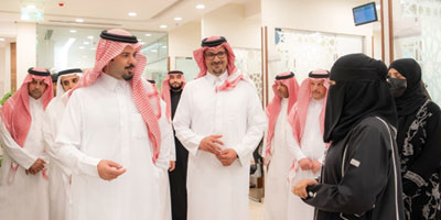 الأمير سلمان بن سلطان يباشر عمله أميراً لمنطقة المدينة المنورة 