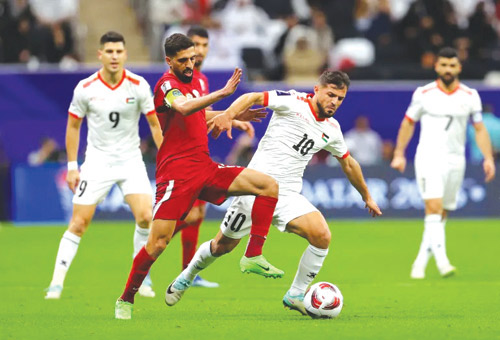 منتخبا الأردن وقطر يتأهلان إلى دور الثمانية من بطولة كأس آسيا 
