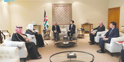 ملك الأردن بحث مع رئيس مجلس الشورى توسيع التعاون البرلماني 