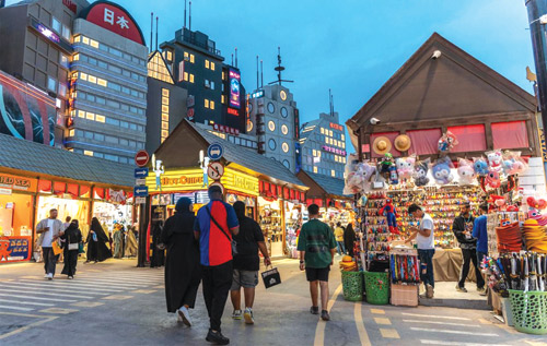 «بوليفارد وورلد».. إشعاع القارات