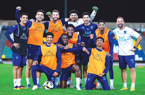 الرائد يواجه العلا.. الجندل يلتقي الطائي.. والزلفي يستضيف جدة الرائد يواجه العلا.. الجندل يلتقي الطائي.. والزلفي يستضيف جدة