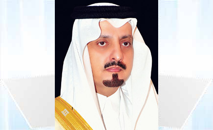 استقبل اللجنة المشكلة من كافة القطاعات الأمنية بوزارة الداخلية 