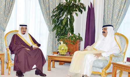سمو ولي العهد ينوه بالمباحثات الودية مع أمير دولة قطر 