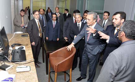 خلال زيارته مبنى السفارة الجديد بالقاهرة 