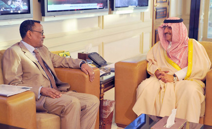 الأمير محمد بن نايف يستقبل وزير الداخلية السوداني 