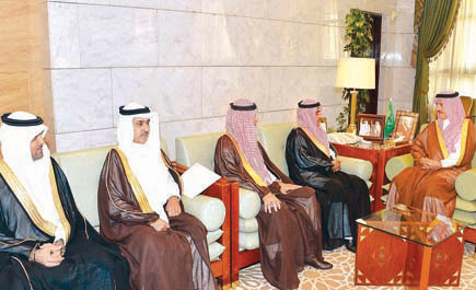 أمير الرياض يستقبل رئيس مجلس أمناء ومدير جامعة اليمامة 