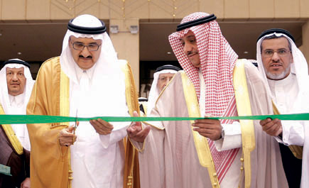 وزير الشؤون البلدية: المهندس السعودي طاقة فاعلة ولبنة من لبنات الثروة البشرية 