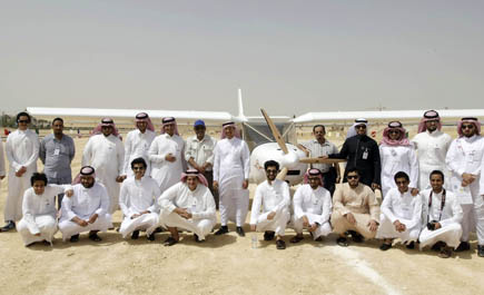 جامعة الملك سعود الملك تدشن مشروع تجميع وبناء طائرة تدريب ذات مقعدين 