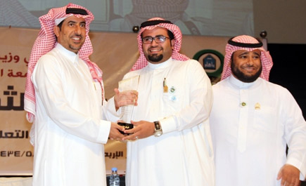 أربع جوائز لجامعة جازان بثقافي جامعات الخليج 