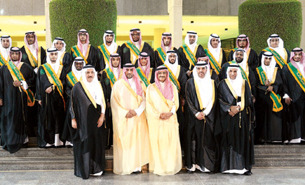 أمير منطقة الرياض رعى احتفالية معهد الإدارة بيوم الخريج والوظيفة 