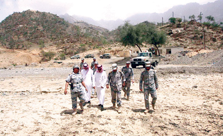 «الجزيرة» تنفرد بمرافقة حرس الحدود في البحر والسهل والجبل بمنطقة جازان 