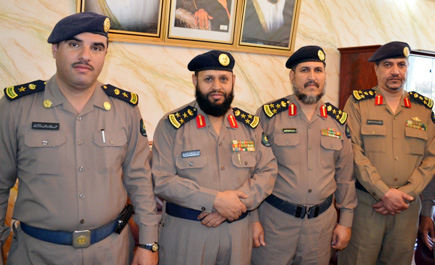 ترقية عدد من ضباط مدني الباحة 