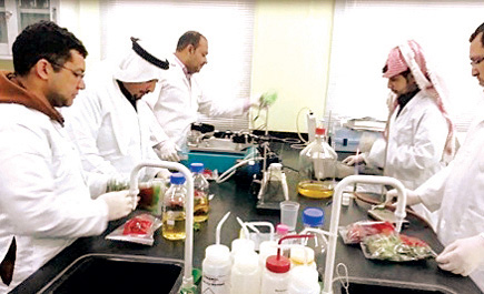 (178) جولة تفتيشية على المحلات الصحية نفذتها أمانة منطقة الجوف 