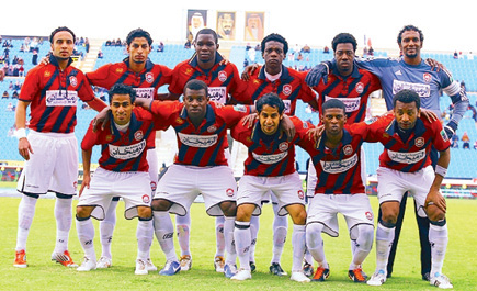 الرائديون يعيدون الحسابات مع كوستوف واللاعبين 