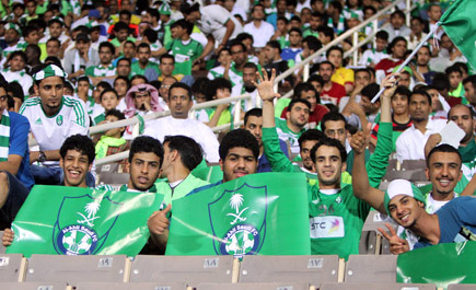 جماهير الأهلي بعد الفوز على الشباب: فريقنا لا يتأثر بأي غياب.. والجيش مهمتنا القادمة! 