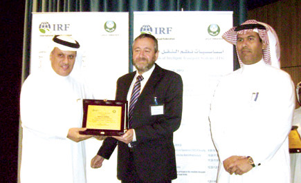 المملكة حققت تطوراً كبيراً في النقل وتنفيذ الطرق 