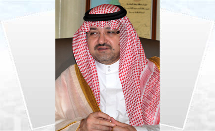 المعلم رمز التفاني والبذل والعطاء وله دور بالغ الأهمية في إعداد الأجيال