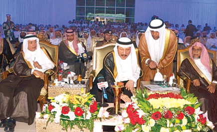 بتكلفة بلغت أكثر من خمسة مليارات 