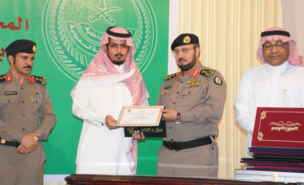 تكريم «الجزيرة» من جامعة حائل وكرسي الدكتور ناصر الرشيد وإدارة سجون المنطقة 