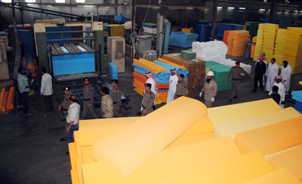 إغلاق 5 مصانع في الرياض خالفت إجراءات السلامة 