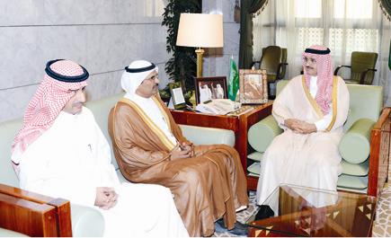 التقى رئيس الجمعية السعودية لعلوم العقار وحضر حفل سفارة الكاميرون 